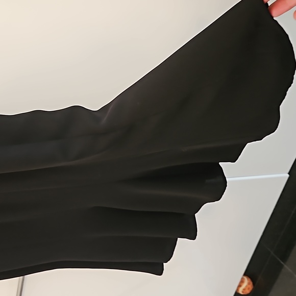 Ralpf Lauren evening dress with pure silk top. Gorgeous fringes. Size 12. - Picture 14 of 15